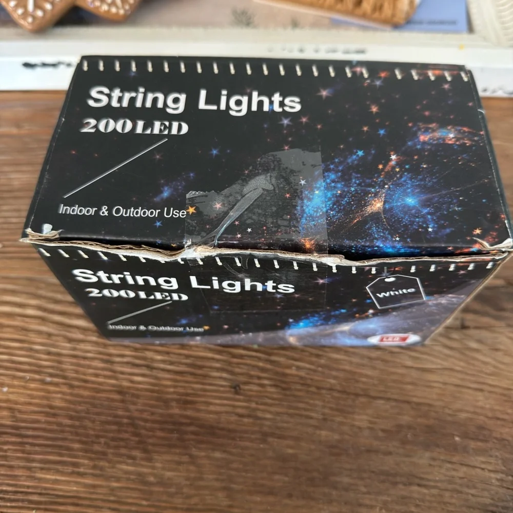 Twinkling White Holiday String Lights